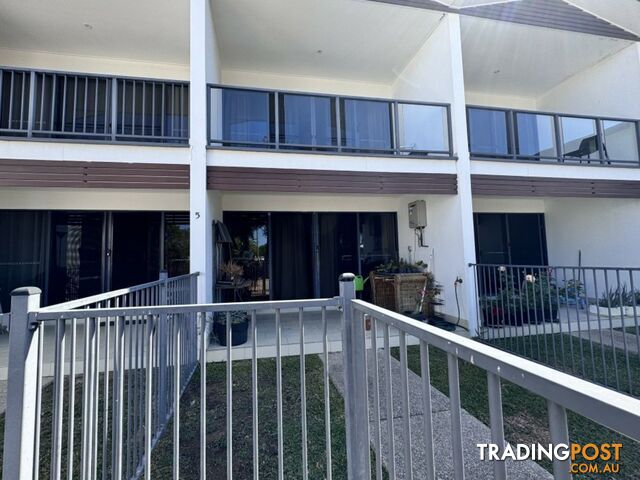 Unit 5/74a Powell Street BOWEN QLD 4805