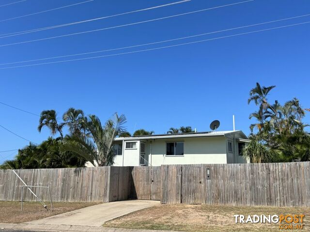 94 Gregory Street BOWEN QLD 4805