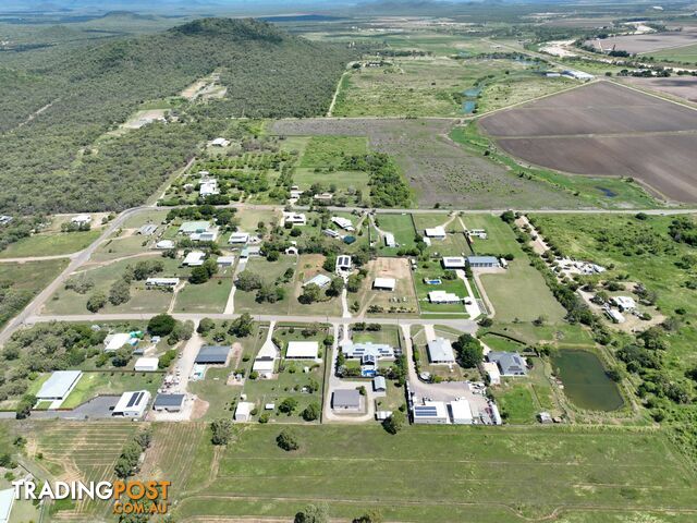 104 Drays Road BOWEN QLD 4805