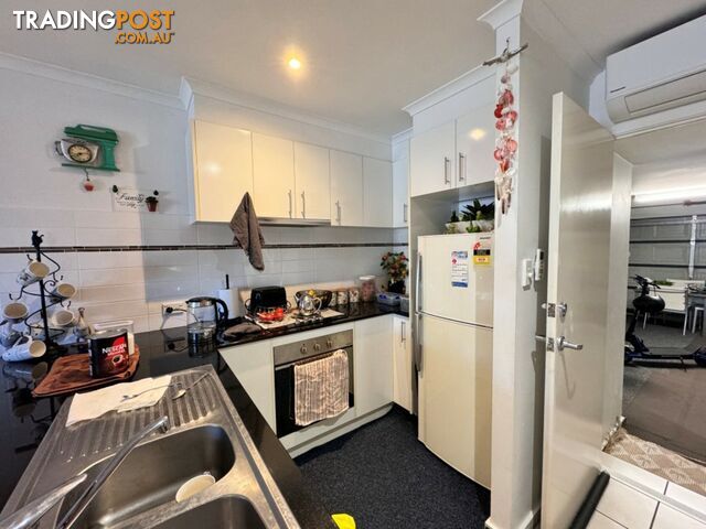 Unit 2/74a Powell Street BOWEN QLD 4805