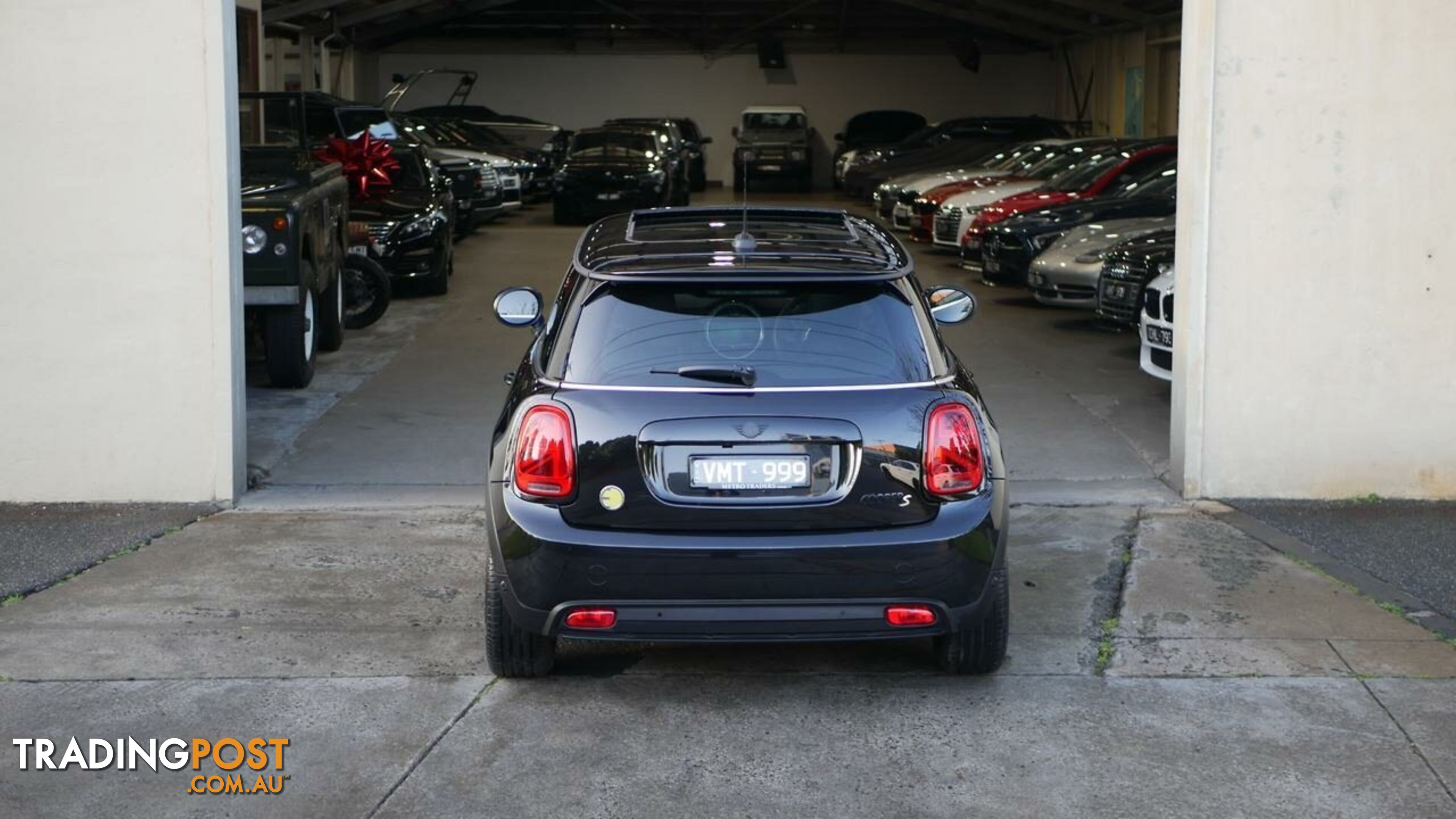 2021 Mini Hatch  F56 LCI-2 Cooper SE Classic Hatchback