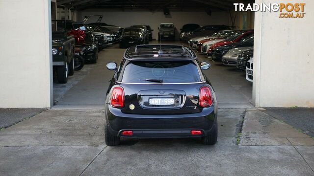 2021 Mini Hatch  F56 LCI-2 Cooper SE Classic Hatchback