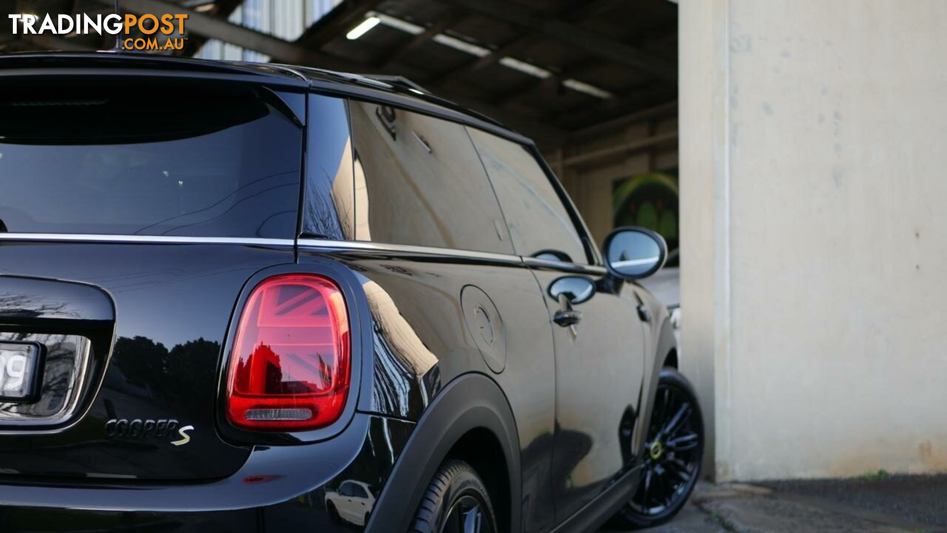 2021 Mini Hatch  F56 LCI-2 Cooper SE Classic Hatchback