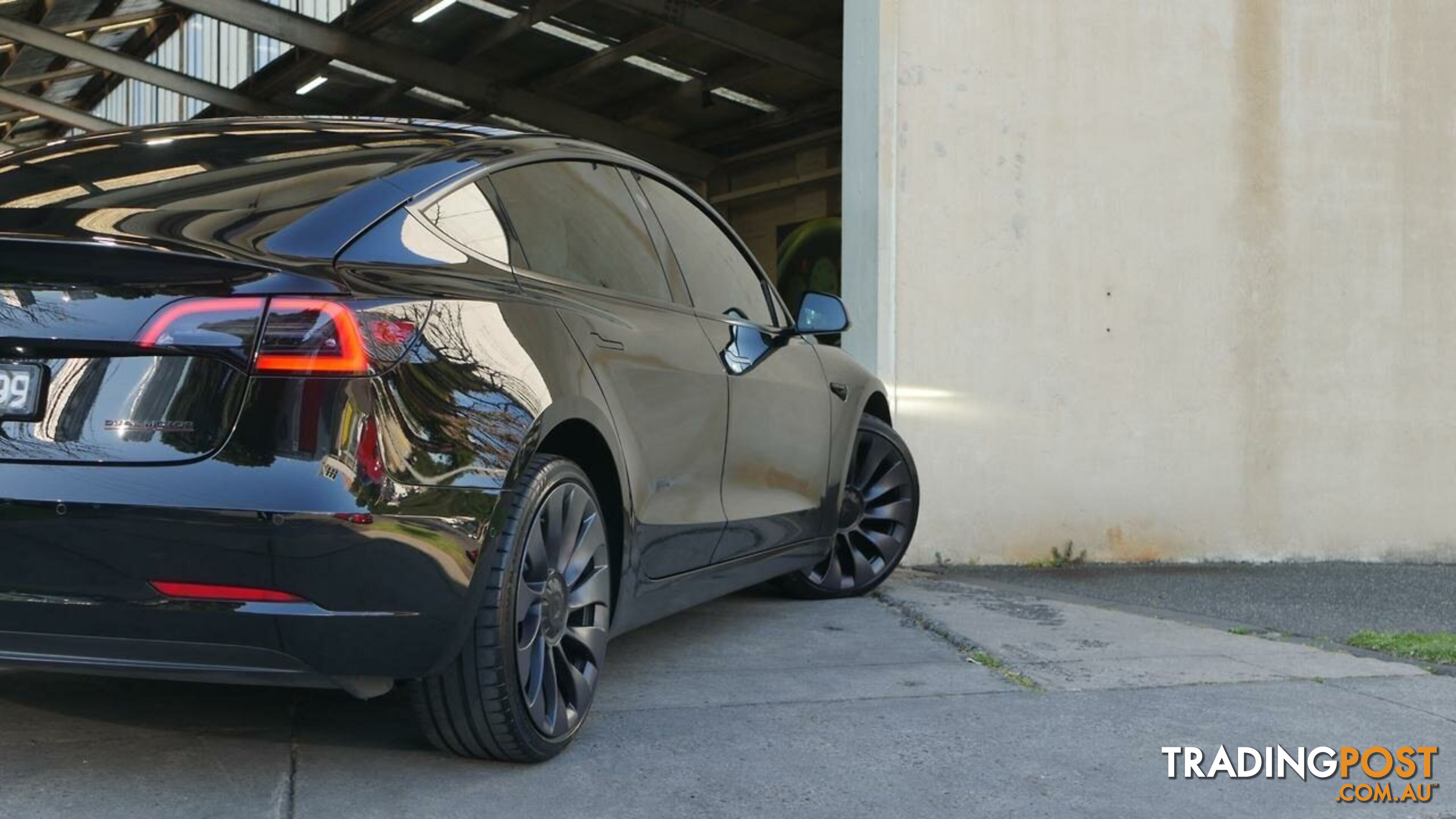 2022 Tesla Model 3  MY22 Performance AWD Sedan