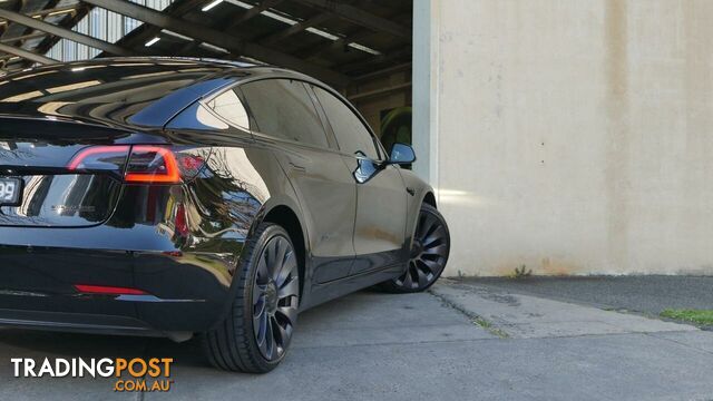 2022 Tesla Model 3  MY22 Performance AWD Sedan