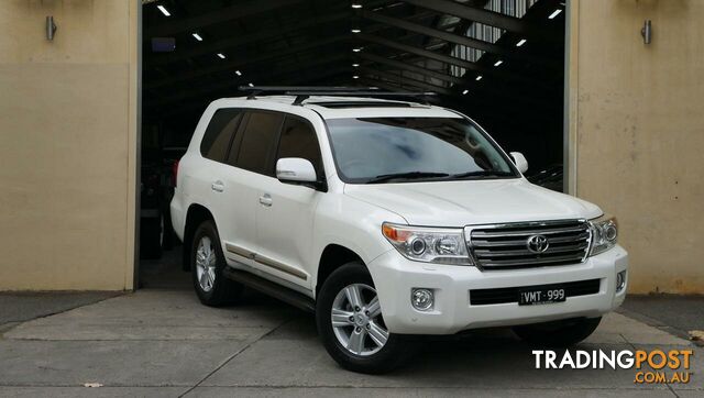 2013 Toyota Landcruiser  VDJ200R MY12 Sahara Wagon