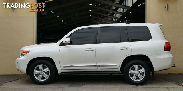 2013 Toyota Landcruiser  VDJ200R MY12 Sahara Wagon