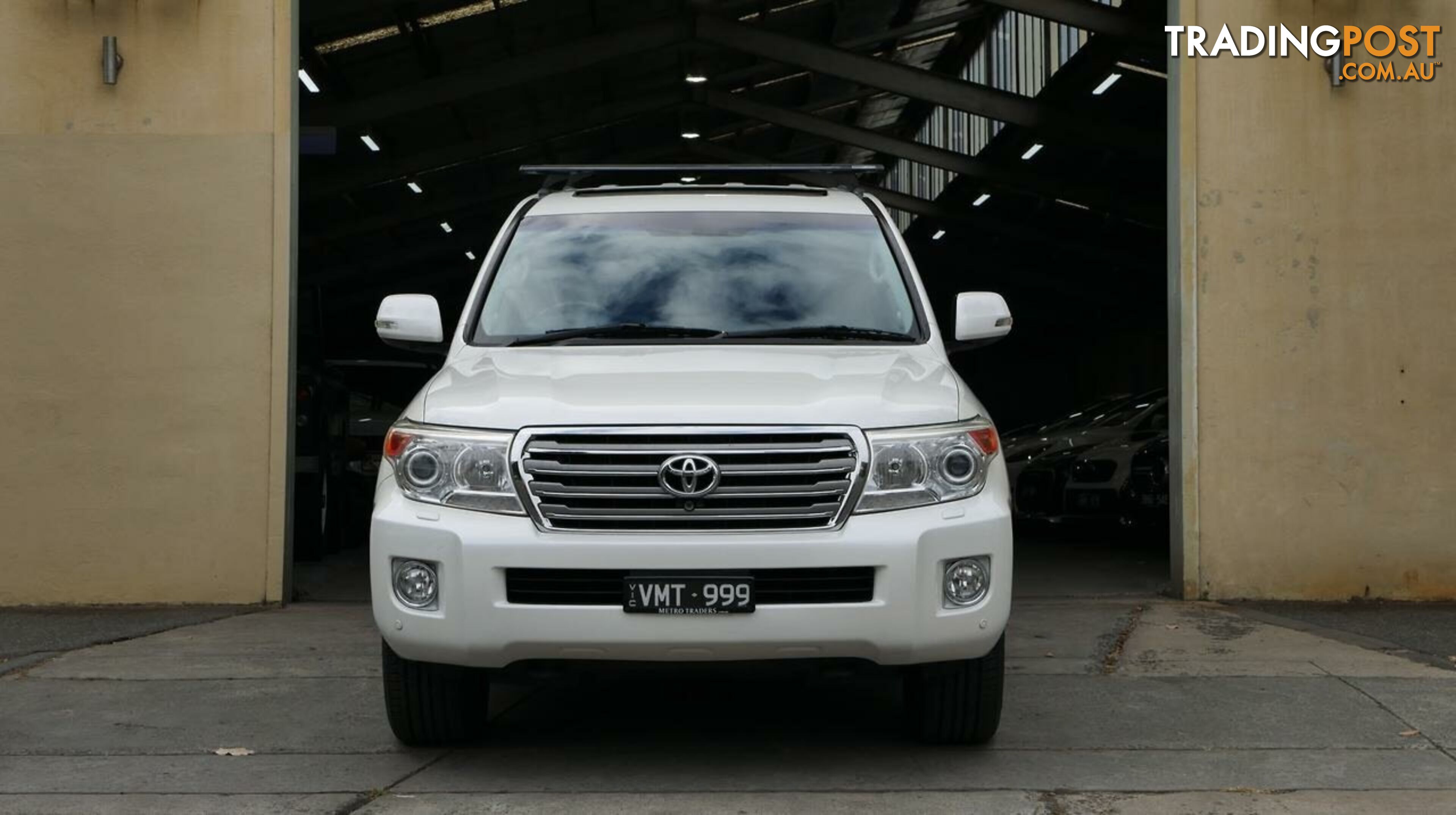 2013 Toyota Landcruiser  VDJ200R MY12 Sahara Wagon