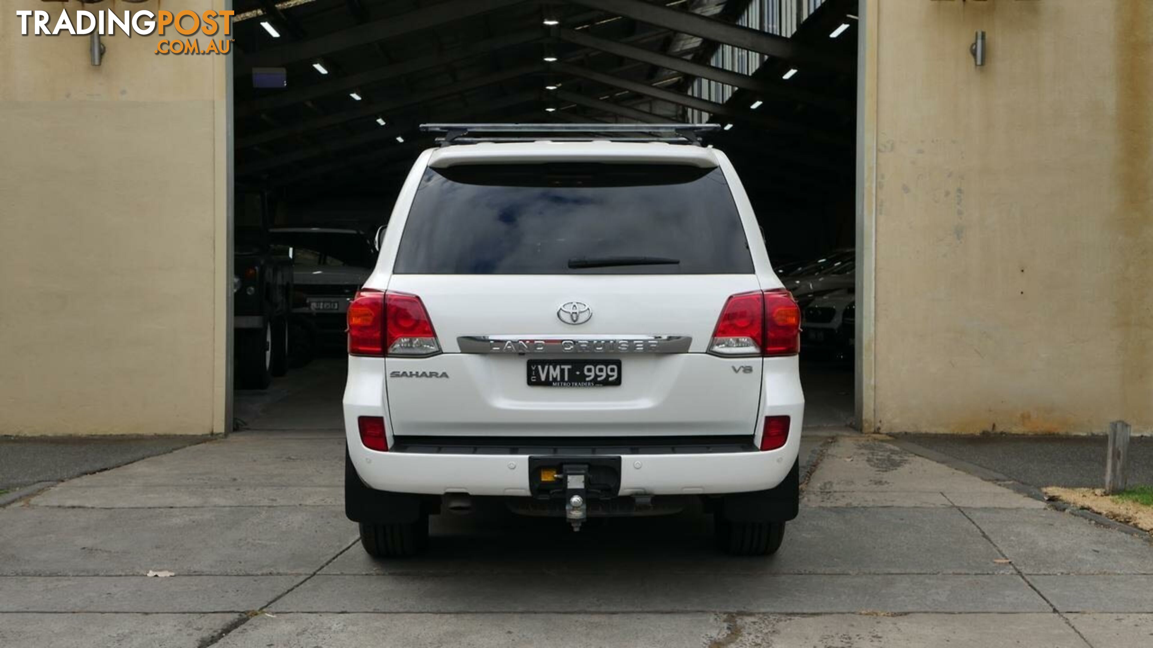 2013 Toyota Landcruiser  VDJ200R MY12 Sahara Wagon