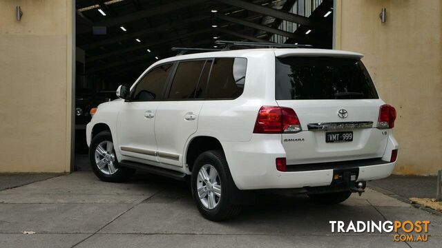 2013 Toyota Landcruiser  VDJ200R MY12 Sahara Wagon