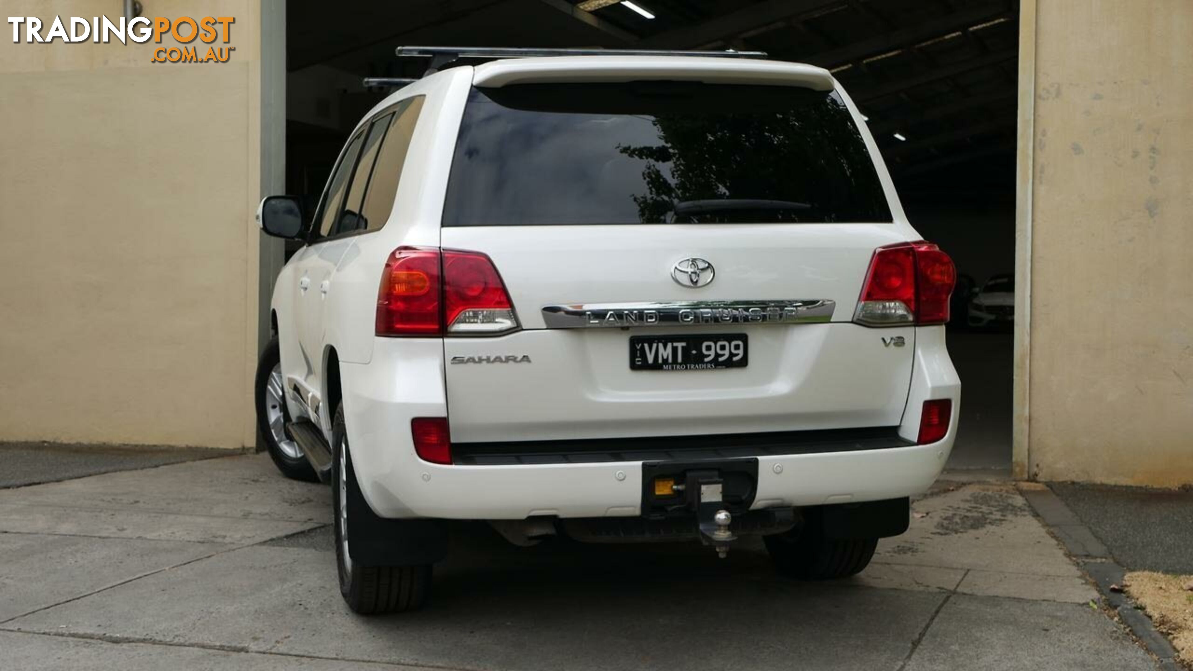 2013 Toyota Landcruiser  VDJ200R MY12 Sahara Wagon