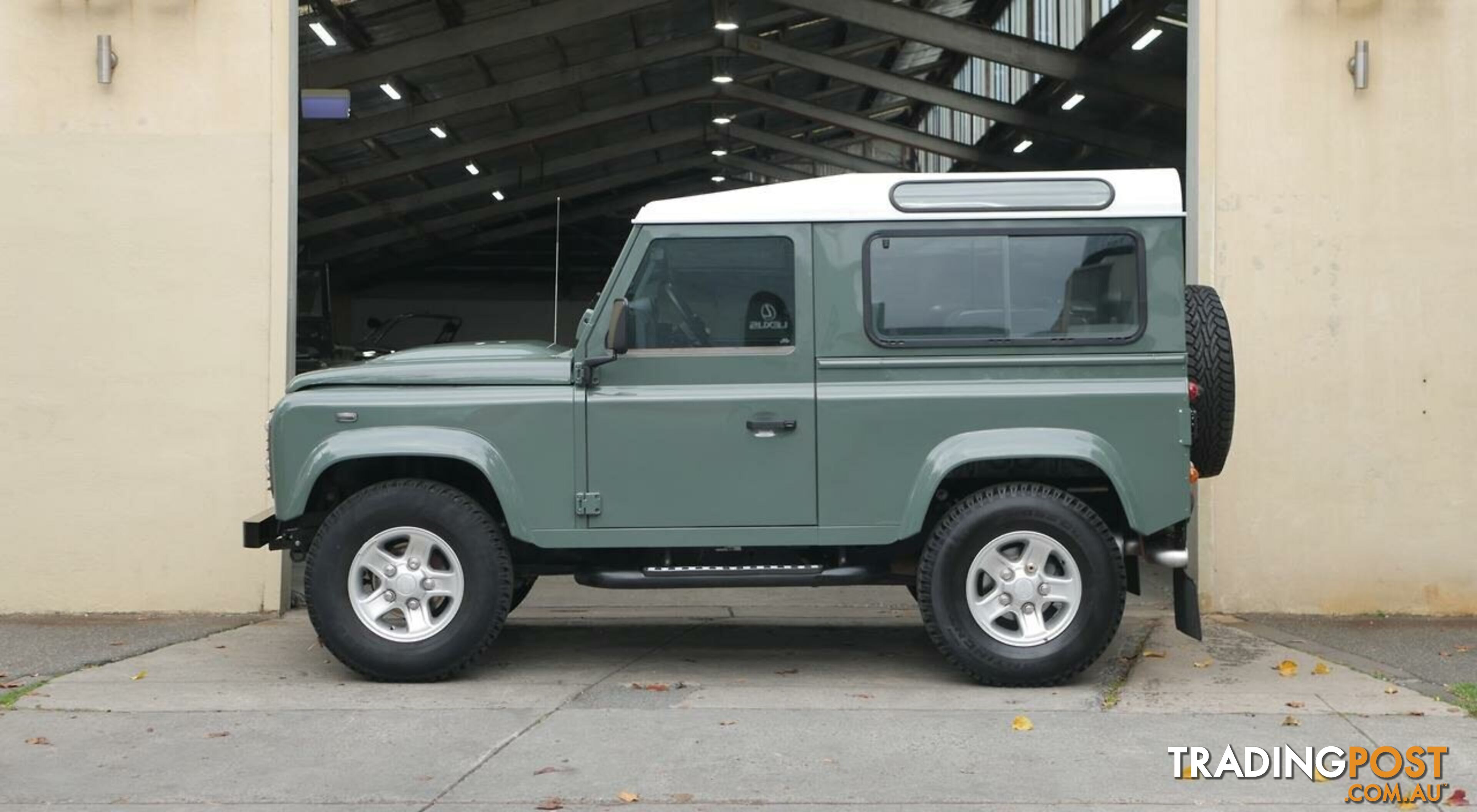 2015 Land Rover Defender  90 16MY Standard Wagon