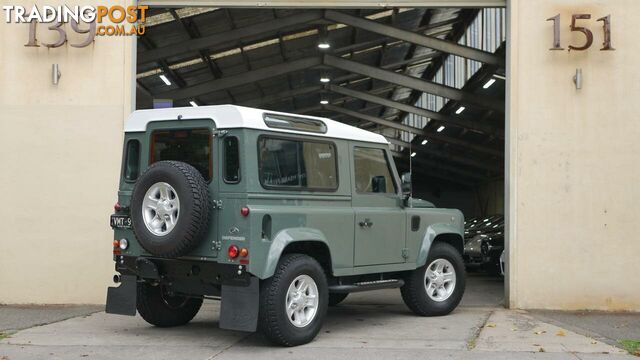 2015 Land Rover Defender  90 16MY Standard Wagon