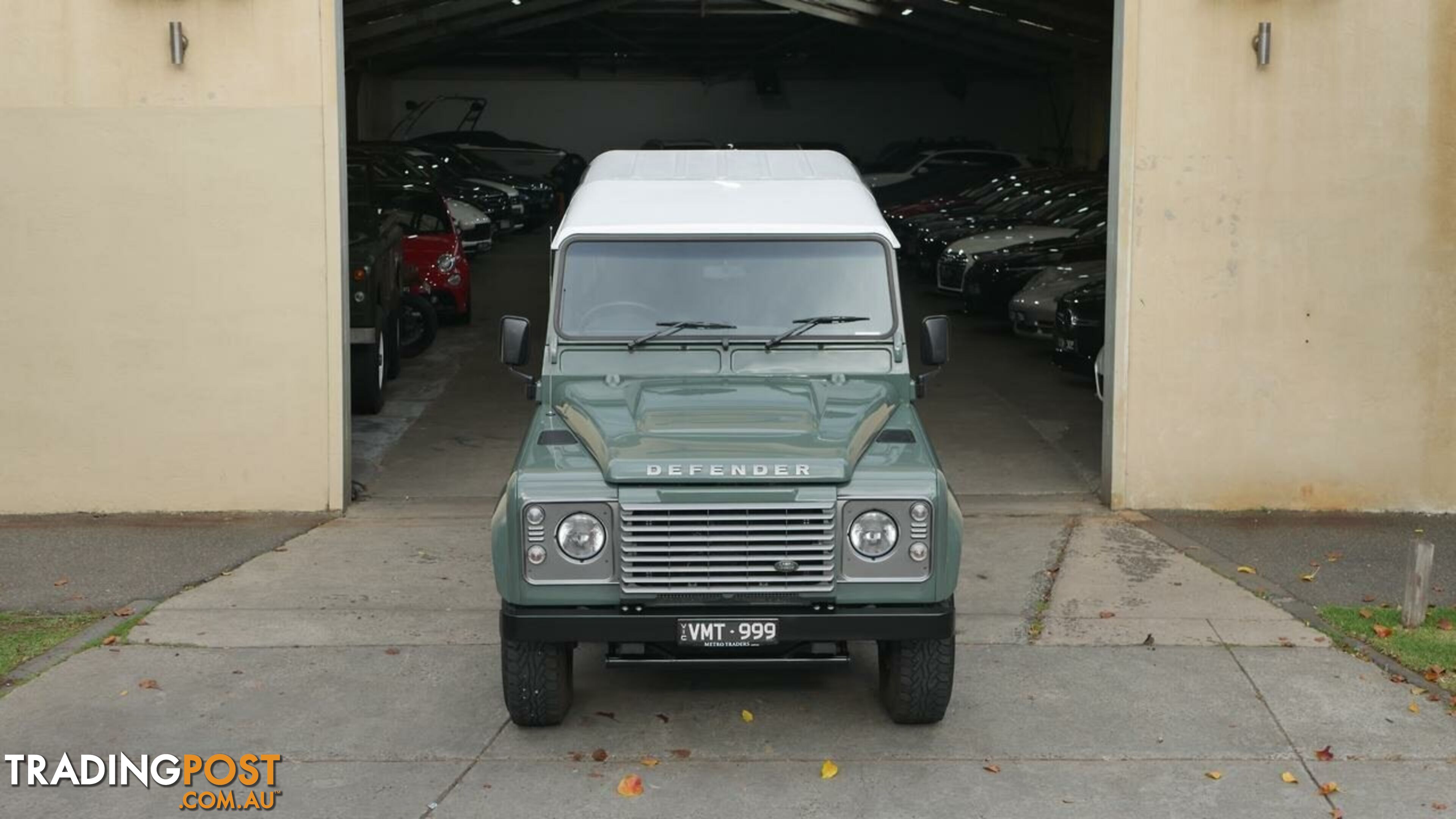 2015 Land Rover Defender  90 16MY Standard Wagon