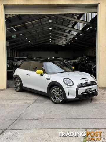 2022 Mini Hatch F56 LCI-2 Cooper SE Classic Hatchback