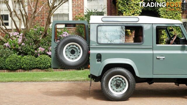 2015 Land Rover Defender  90 15MY Wagon