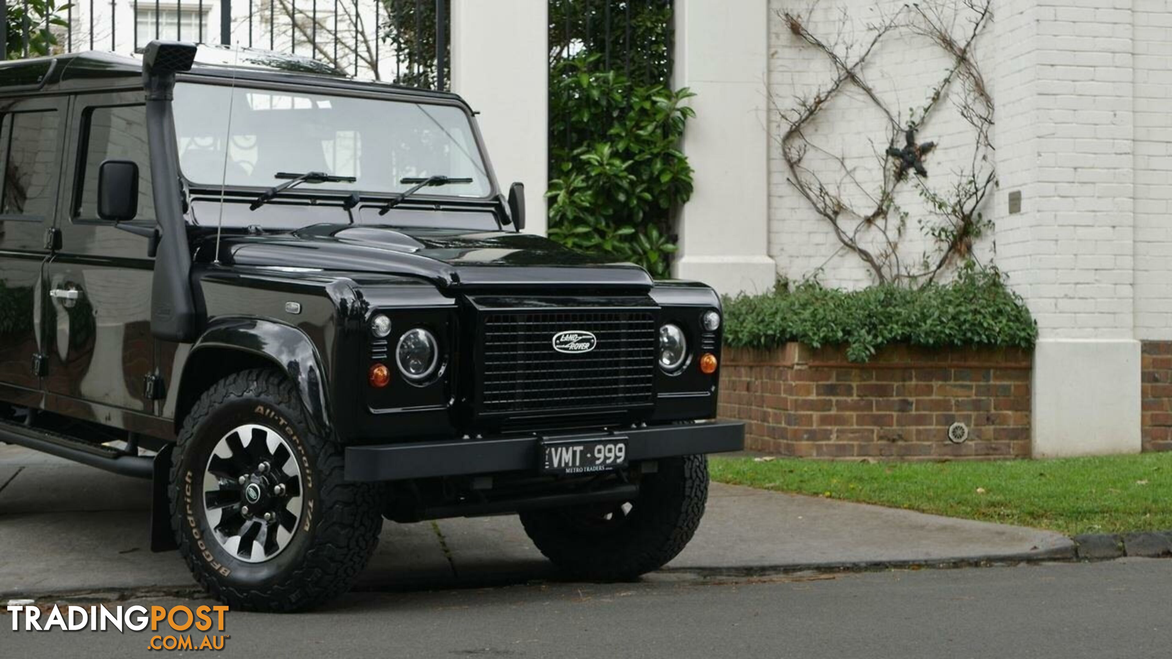 2014 Land Rover Defender  110 15MY Wagon