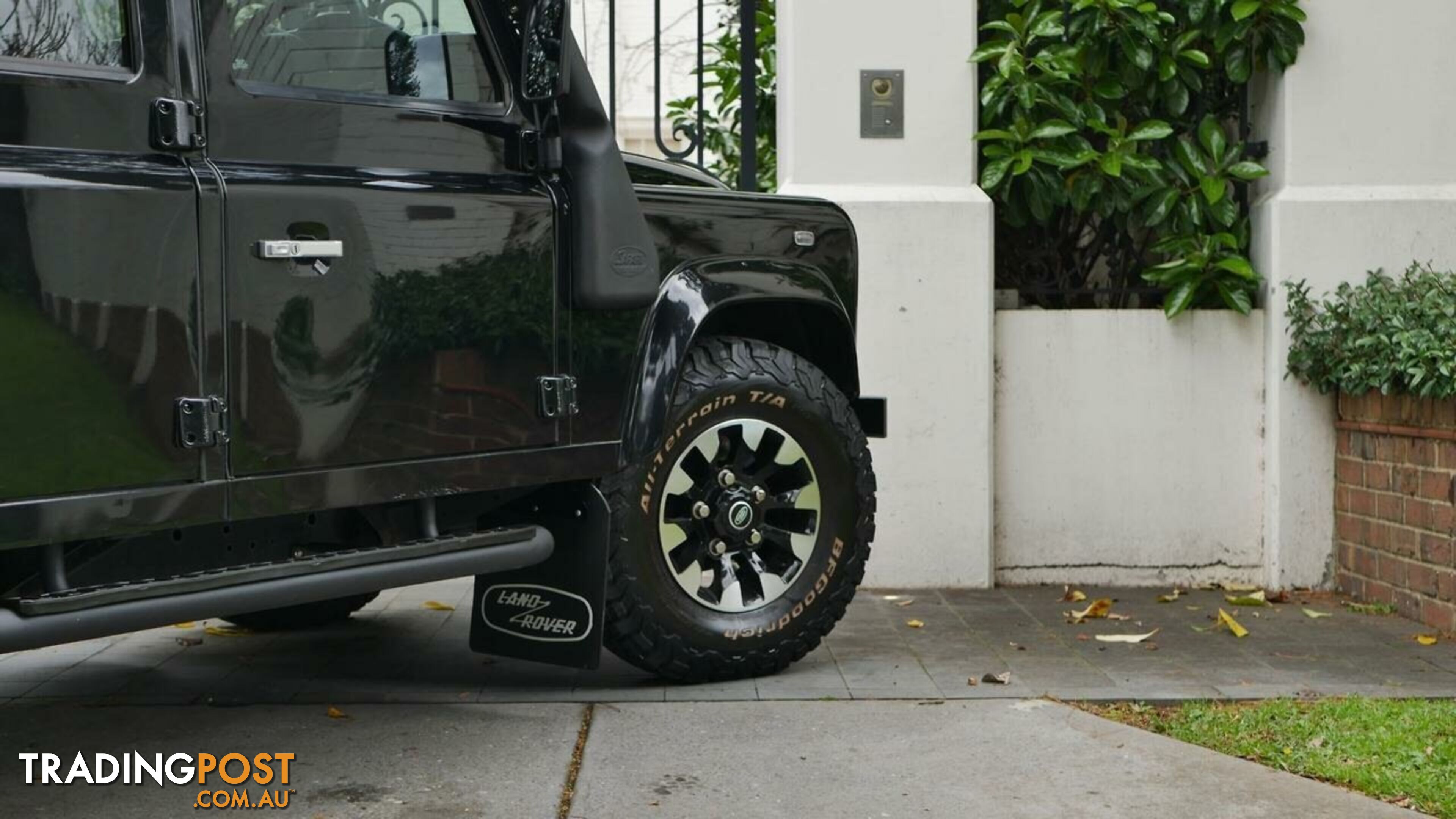 2014 Land Rover Defender  110 15MY Wagon