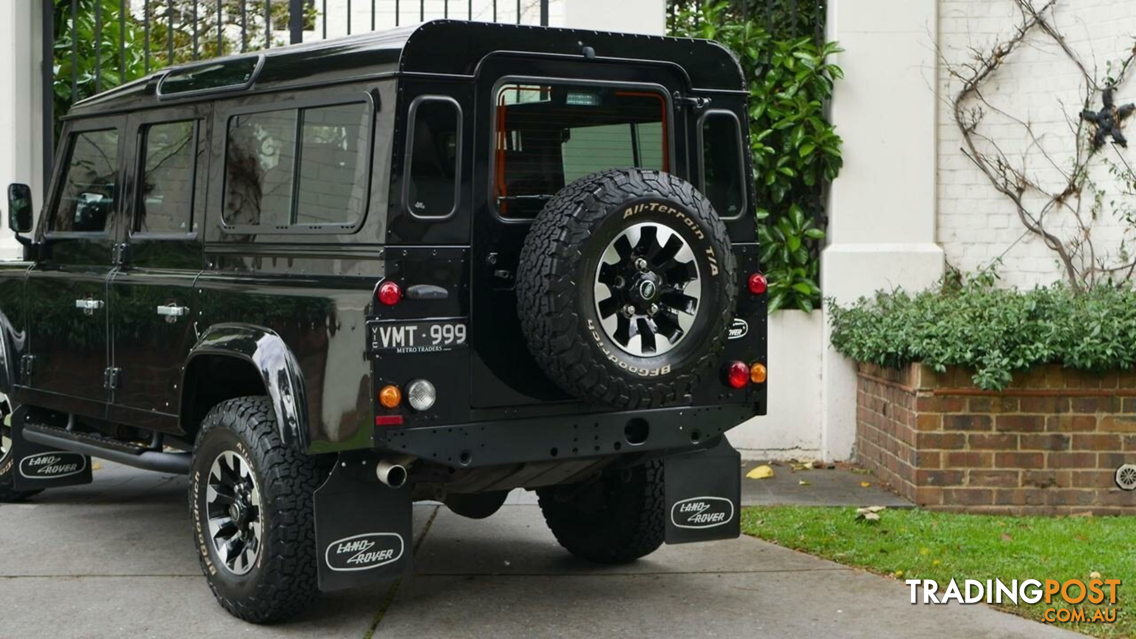 2014 Land Rover Defender  110 15MY Wagon