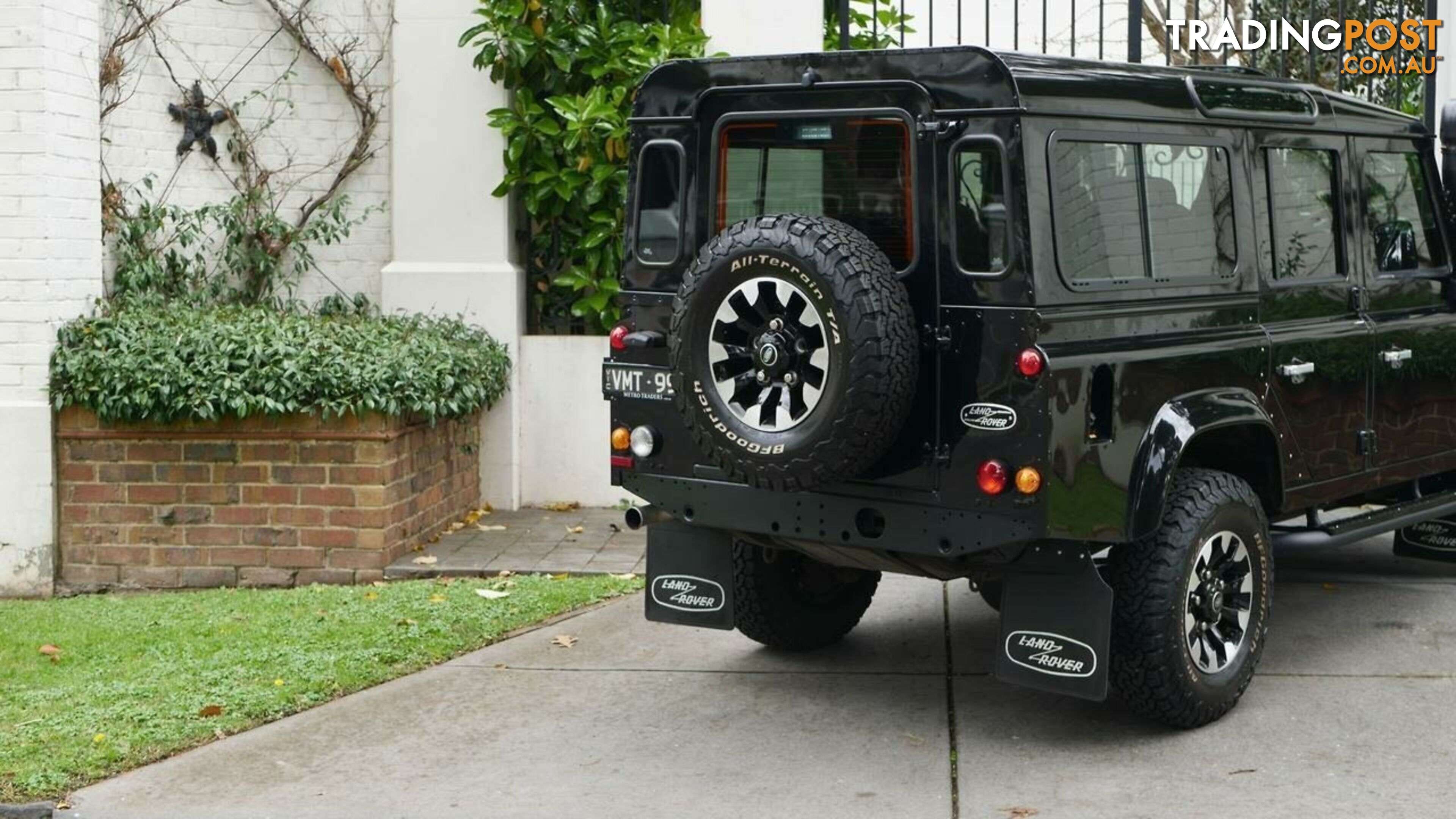 2014 Land Rover Defender  110 15MY Wagon