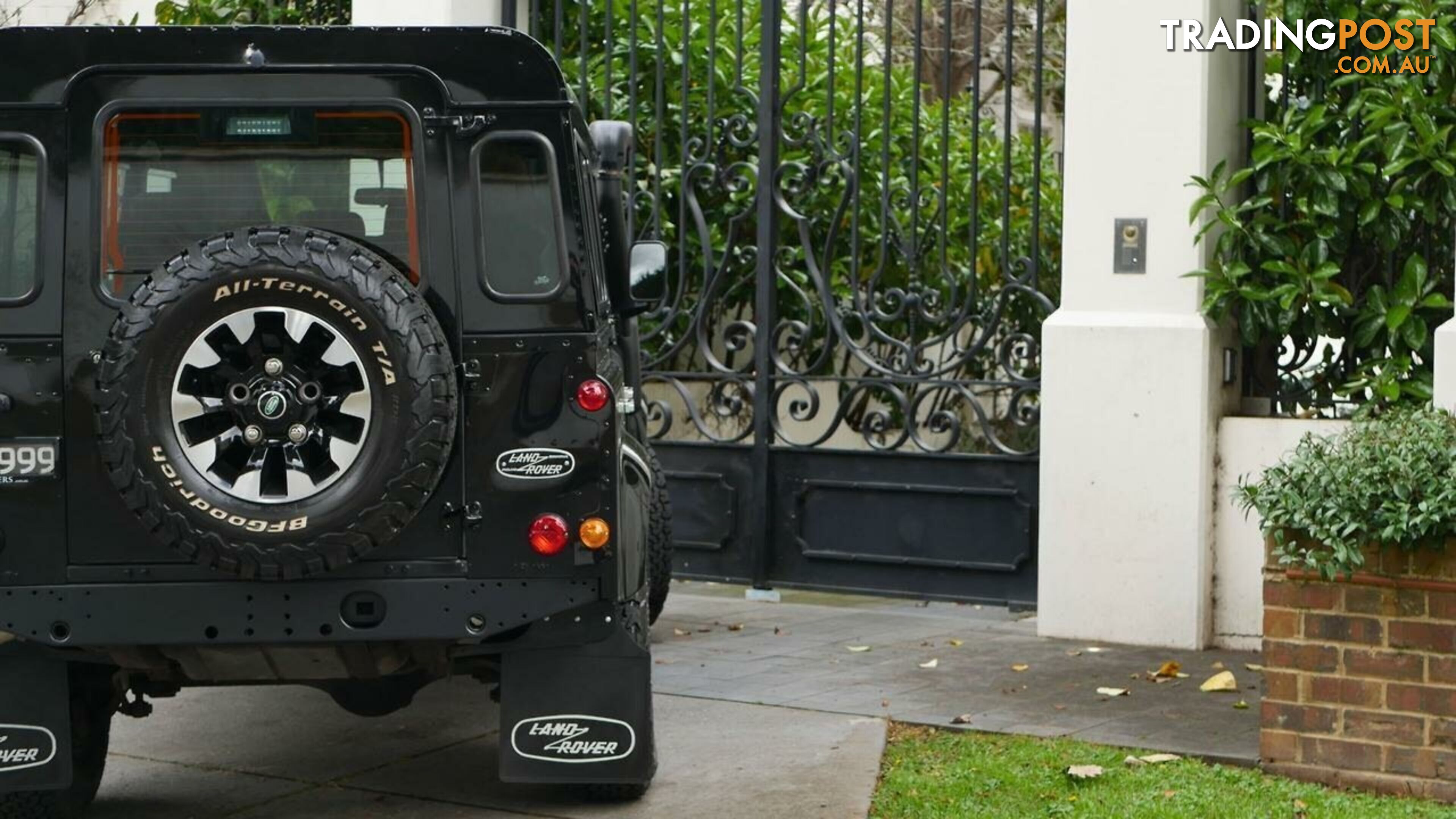 2014 Land Rover Defender  110 15MY Wagon