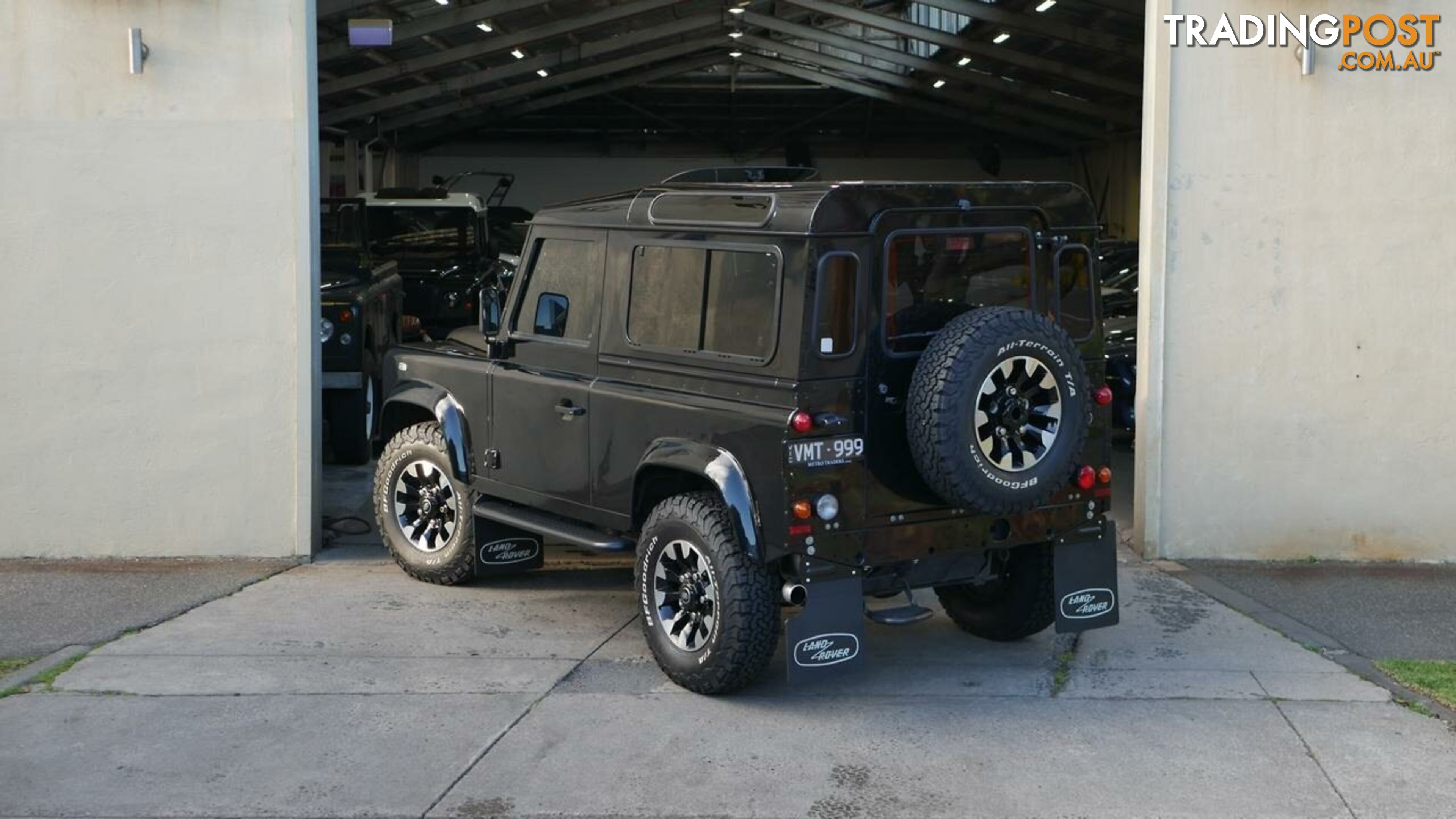 2015 Land Rover Defender  90 15MY Wagon