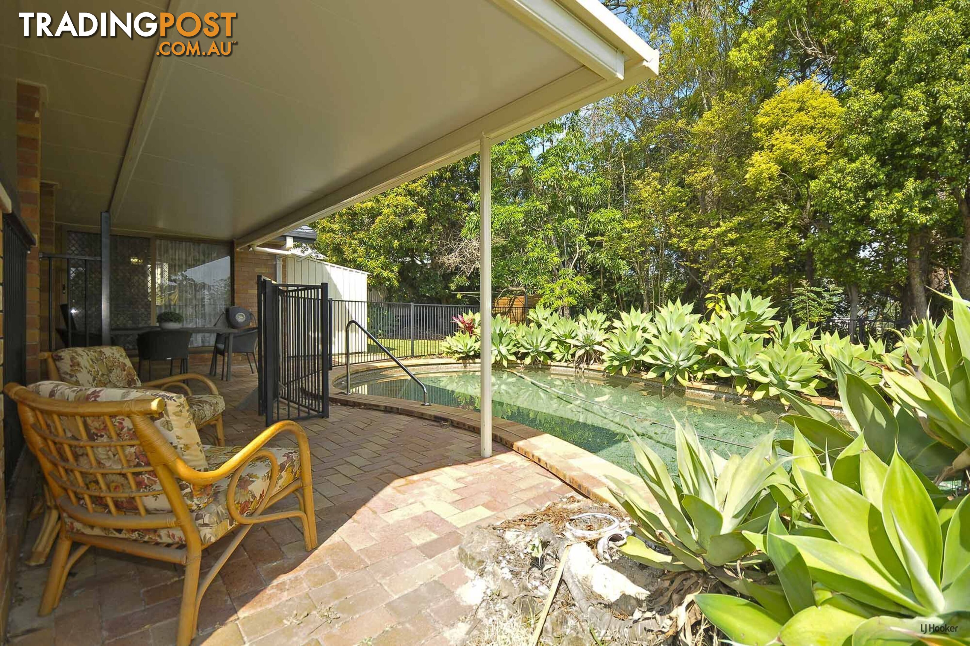 136 K P McGrath Drive ELANORA QLD 4221