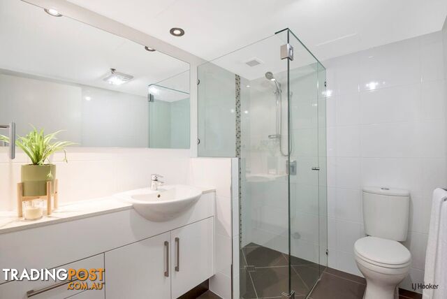 8A/973 Gold Coast Highway PALM BEACH QLD 4221