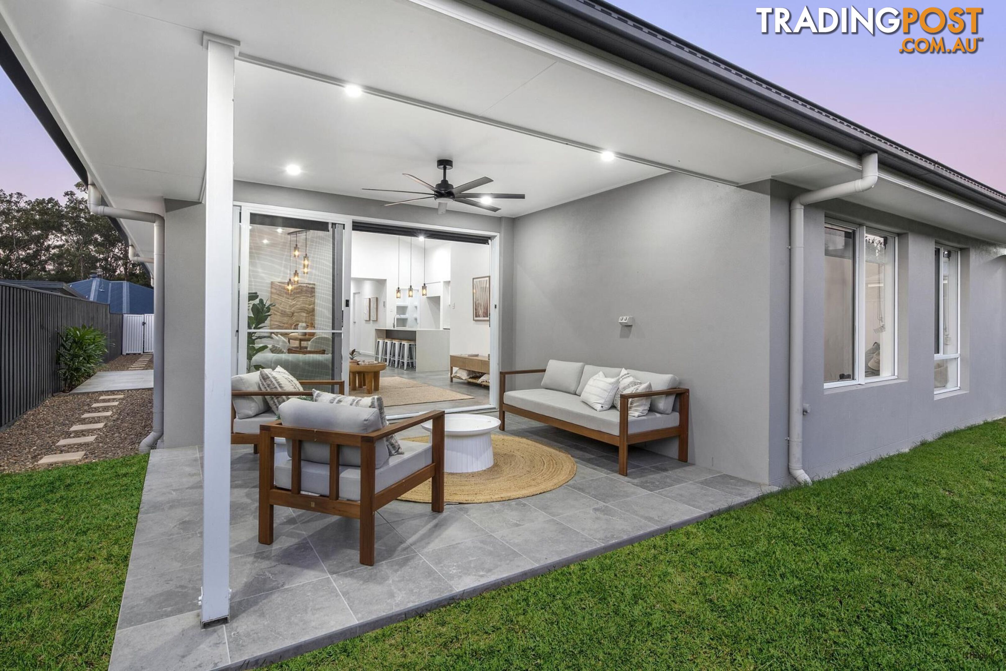 5 Fry Court PIMPAMA QLD 4209