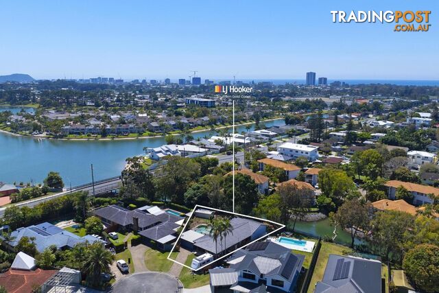 3 Paros Place CURRUMBIN WATERS QLD 4223