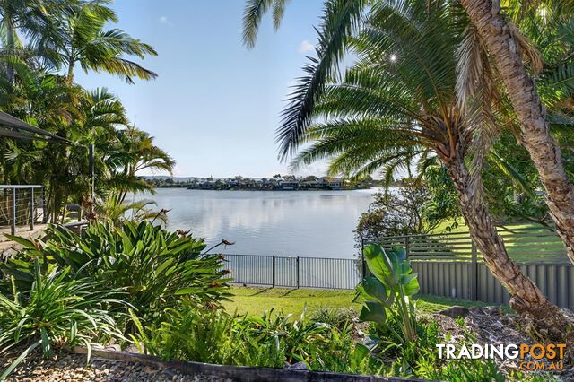 21 Barrier Reef Drive MERMAID WATERS QLD 4218