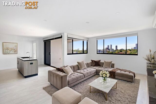 503/135 Eugaree Street SOUTHPORT QLD 4215
