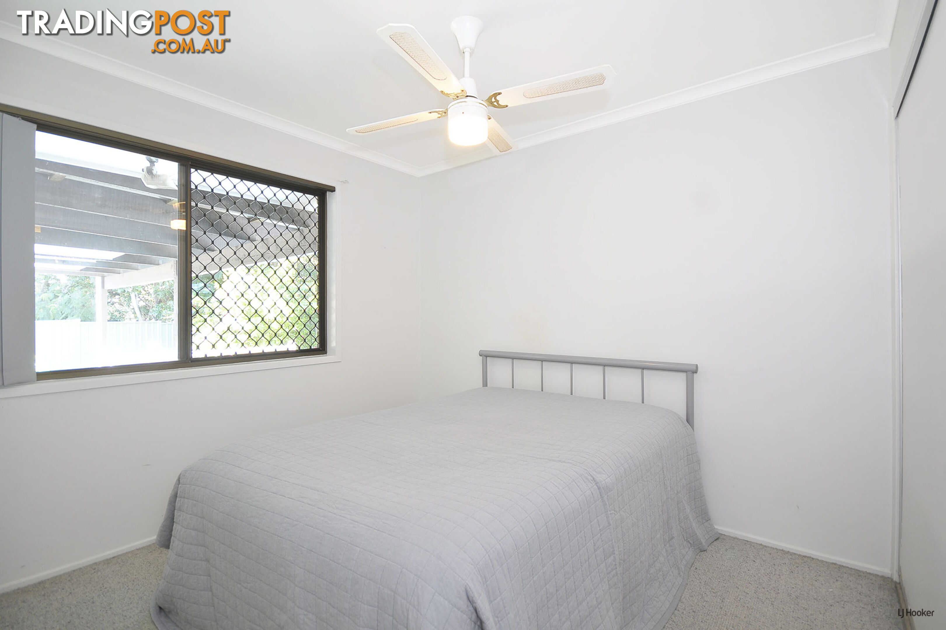 20 Hillcot Street CURRUMBIN WATERS QLD 4223