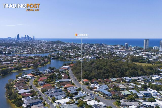 136 Burleigh Street BURLEIGH WATERS QLD 4220