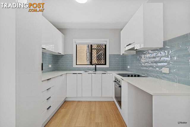 5/6 Nyrang Avenue PALM BEACH QLD 4221