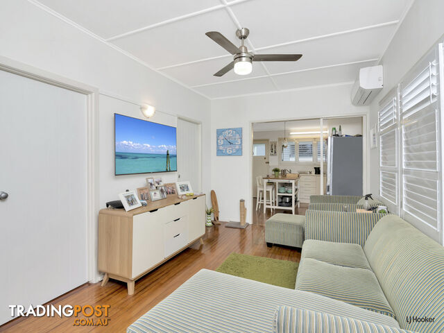 2/1424 Gold Coast Highway PALM BEACH QLD 4221