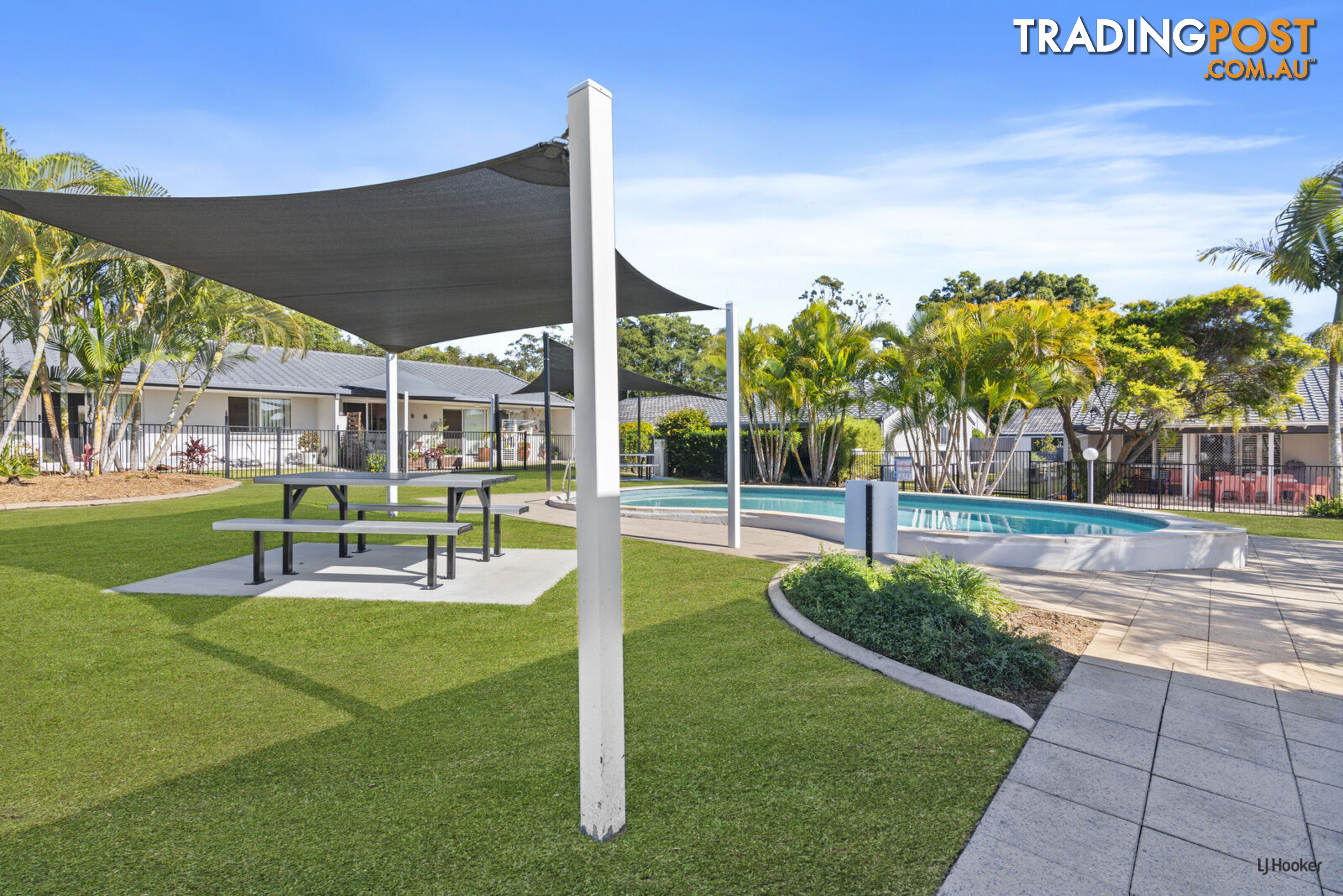 32/4 Itong Place CURRUMBIN WATERS QLD 4223