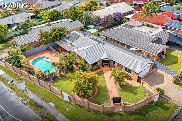 2 Avocado Street ELANORA QLD 4221