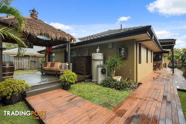 11 Seville Circuit BURLEIGH WATERS QLD 4220