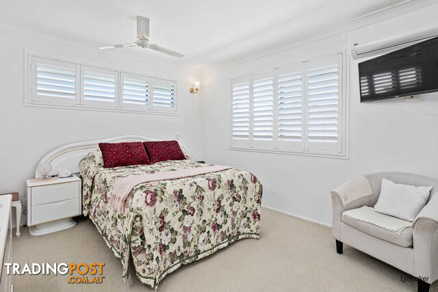 13 Egret Avenue BURLEIGH WATERS QLD 4220