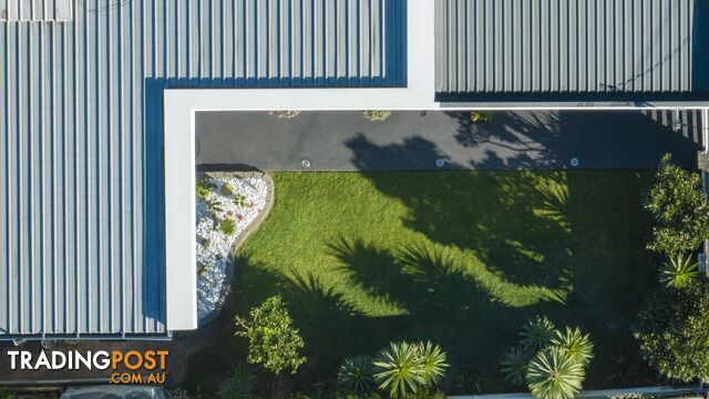 32 Elanora Drive BURLEIGH HEADS QLD 4220