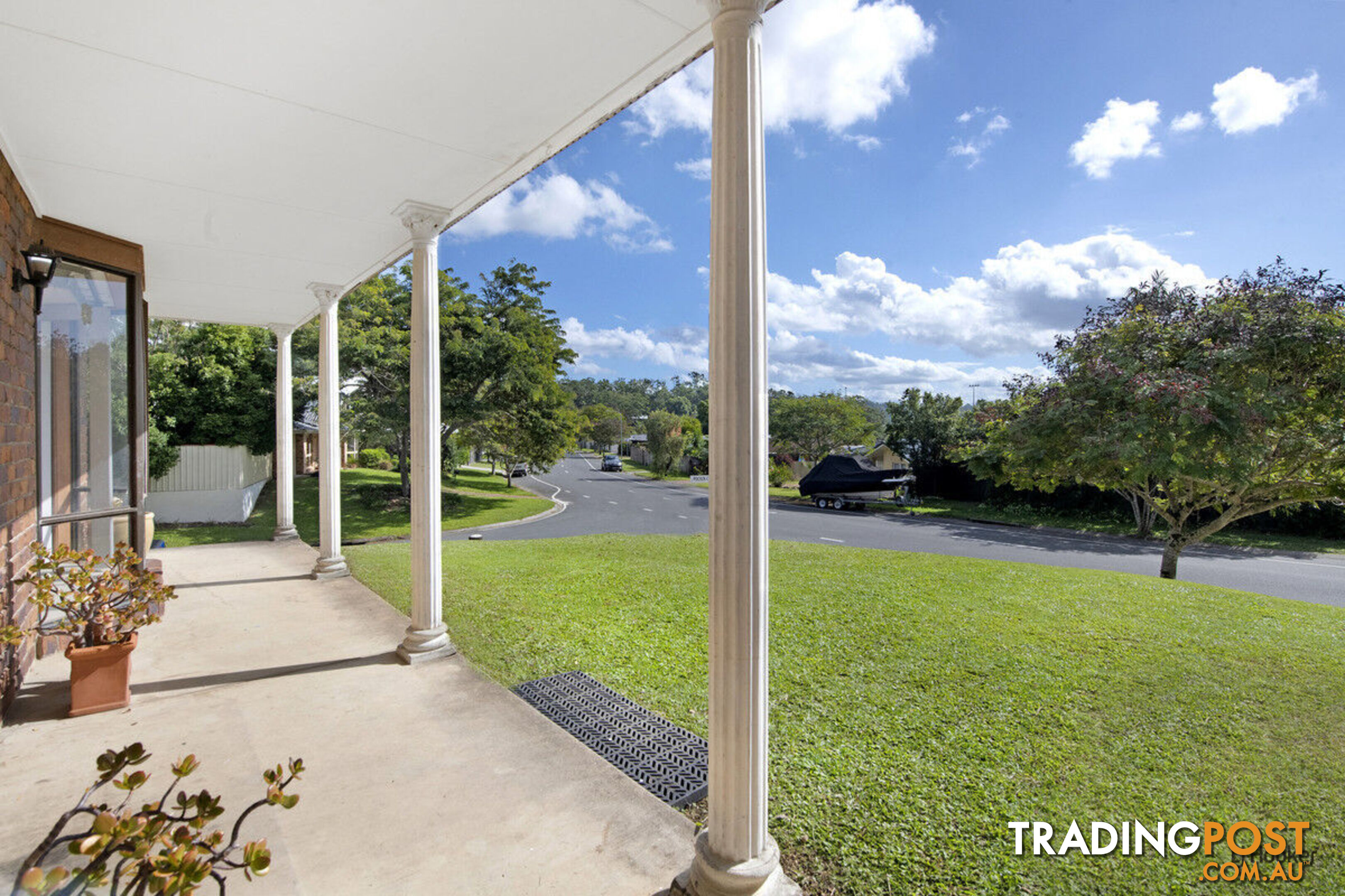 79 Clives Circuit CURRUMBIN WATERS QLD 4223