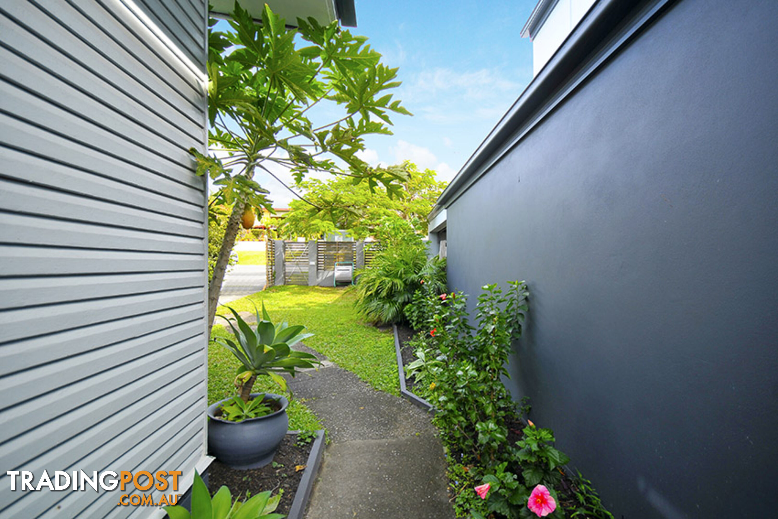 19 Monash Street TUGUN QLD 4224