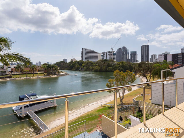 3/23 Hooker Boulevard BROADBEACH WATERS QLD 4218