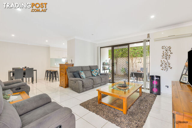 1/28 Fortune Street COOMERA QLD 4209 - photo 3 of 10