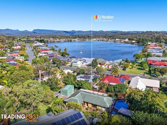 43 Angelica Street ELANORA QLD 4221