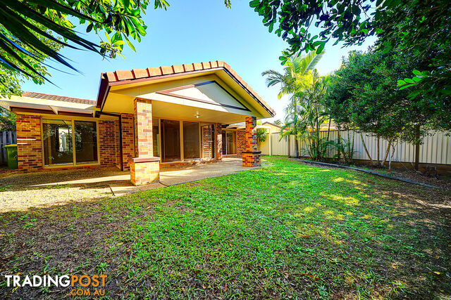 18 Hydrilla Court ELANORA QLD 4221