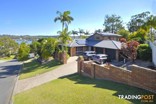 12 Currant Street ELANORA QLD 4221 - photo 4 of 25