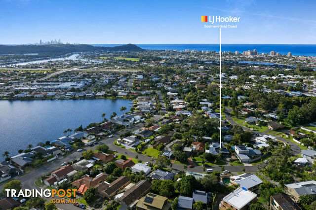 12 Currant Street ELANORA QLD 4221 - photo 3 of 25