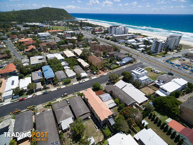 2/16 Twenty Seventh Avenue PALM BEACH QLD 4221